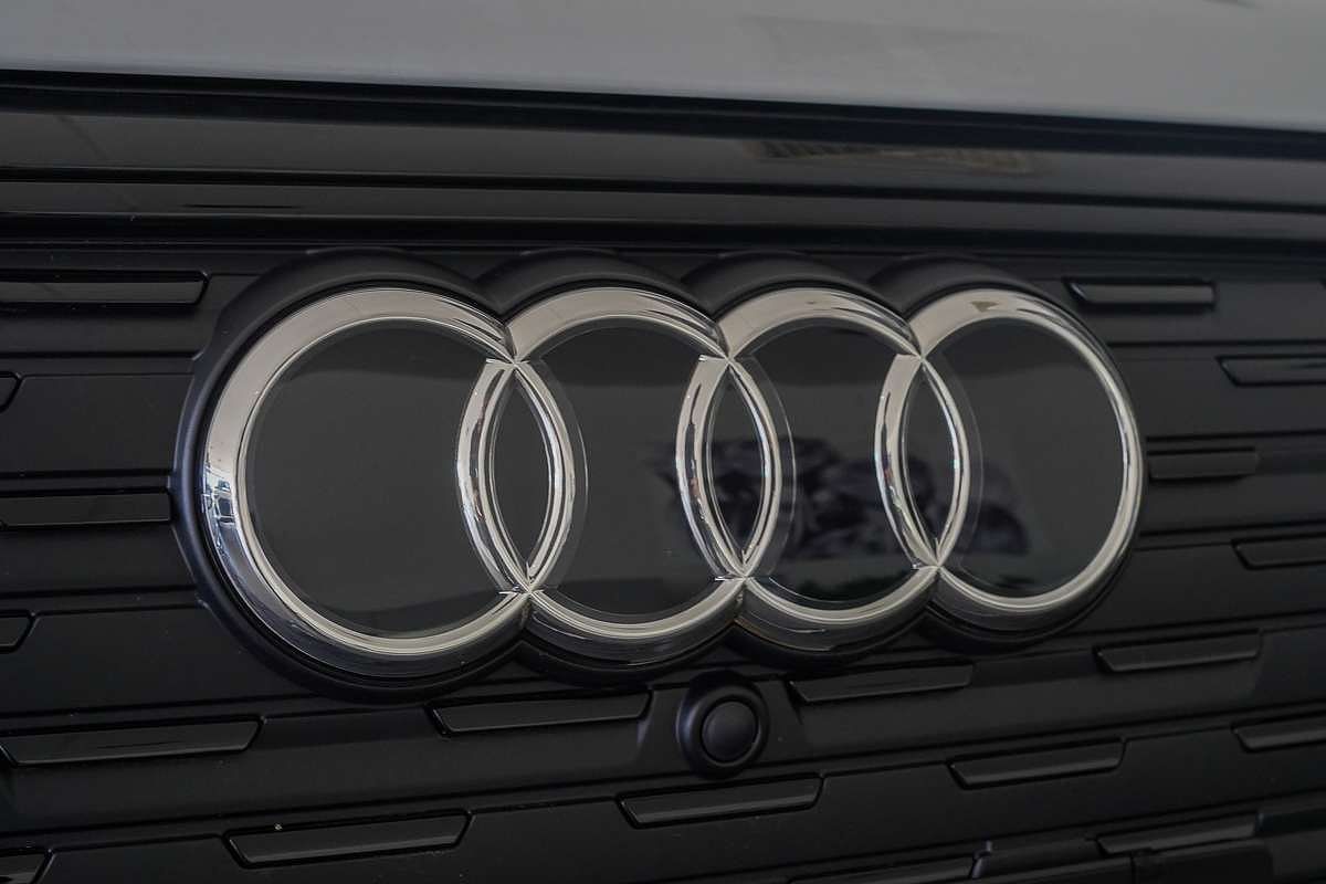 2024 Audi Q4 e-tron 45 F4