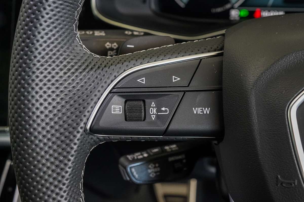 2024 Audi Q8 50 TDI S line F1