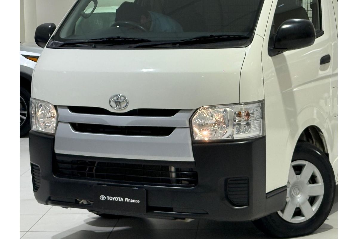 2017 Toyota Hiace KDH201R LWB