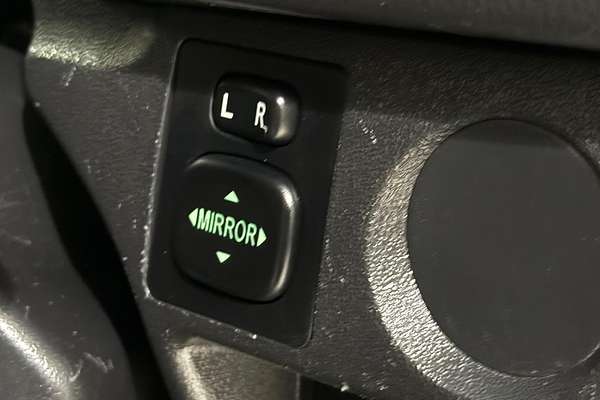 2017 Toyota Hiace KDH201R LWB