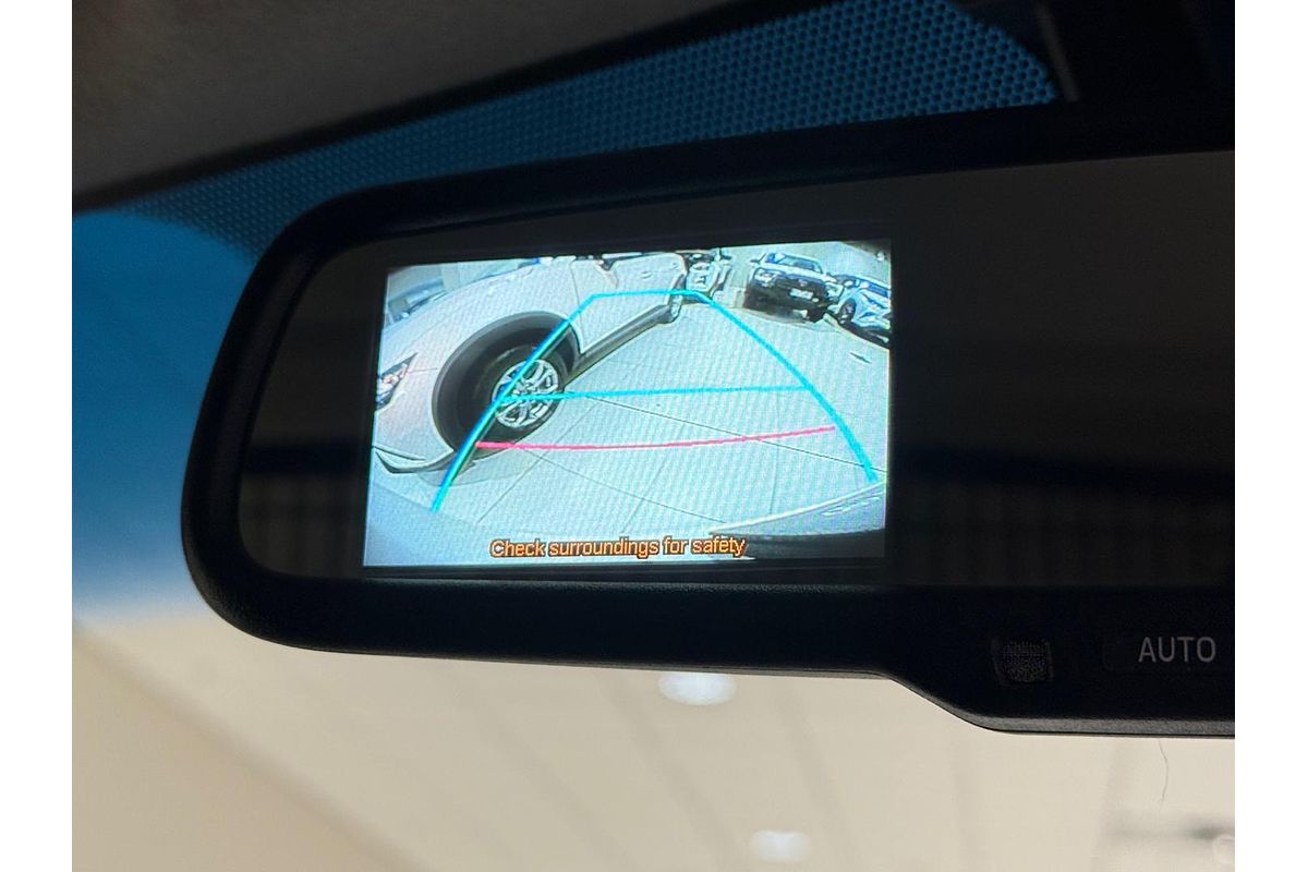 2017 Toyota Hiace KDH201R LWB