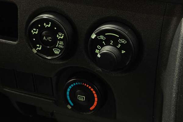 2017 Toyota Hiace KDH201R LWB