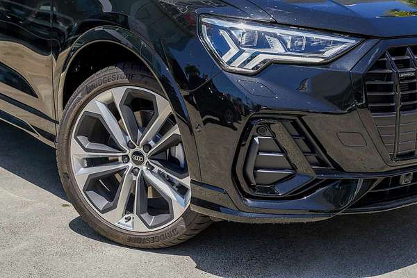 2025 Audi Q3 40 TFSI S line F3