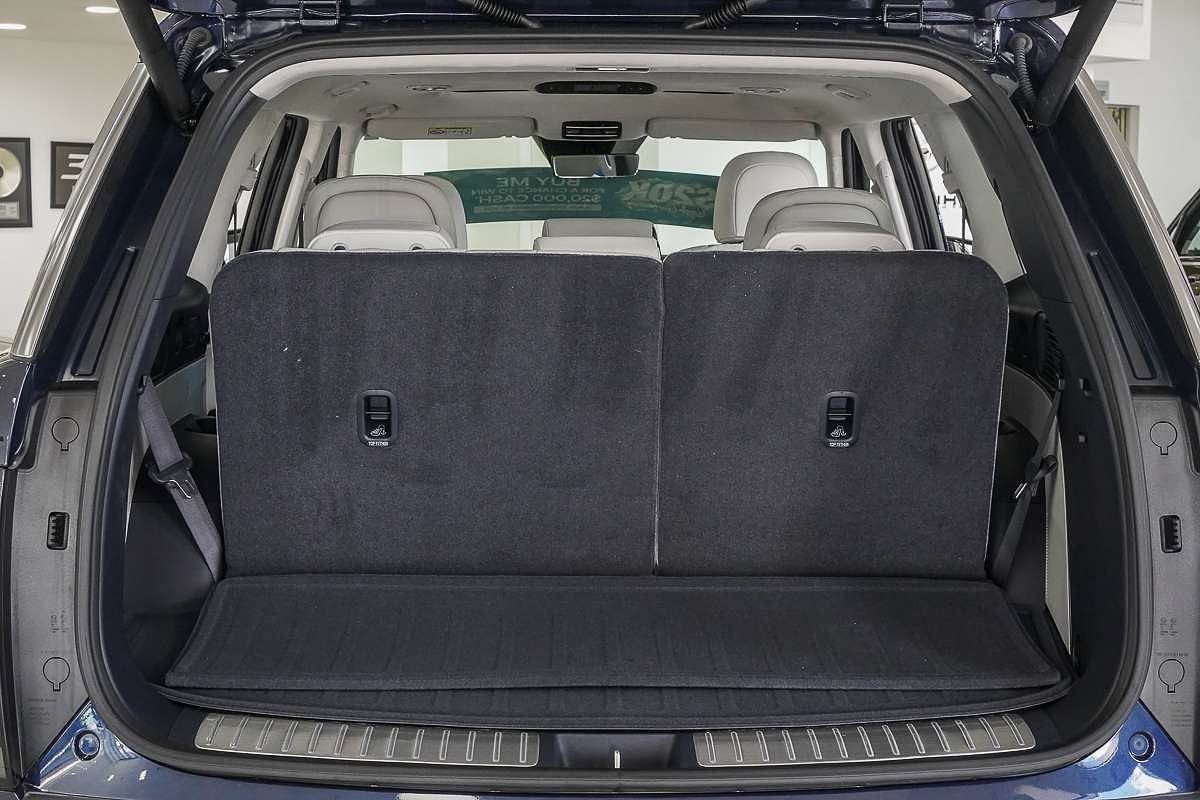 2025 Hyundai Palisade Calligraphy LX3.V1