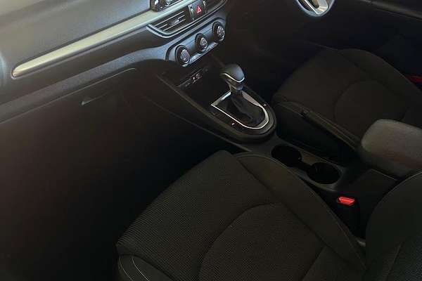 2018 Kia Cerato S YD