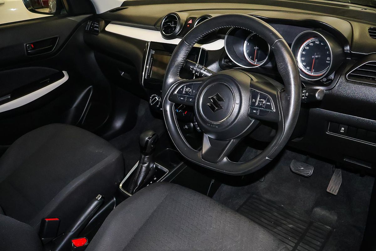 2017 Suzuki Swift GL Navigator AZ