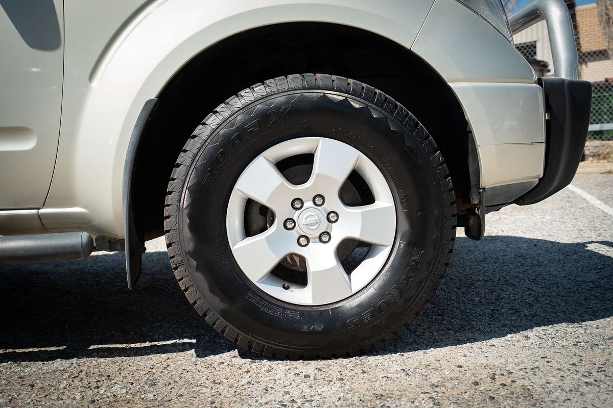 2011 Nissan Navara ST D40 4X4