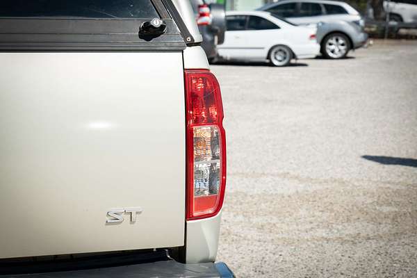 2011 Nissan Navara ST D40 4X4