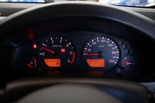 2011 Nissan Navara ST D40 4X4