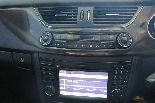 2009 Mercedes-Benz CLS63 AMG