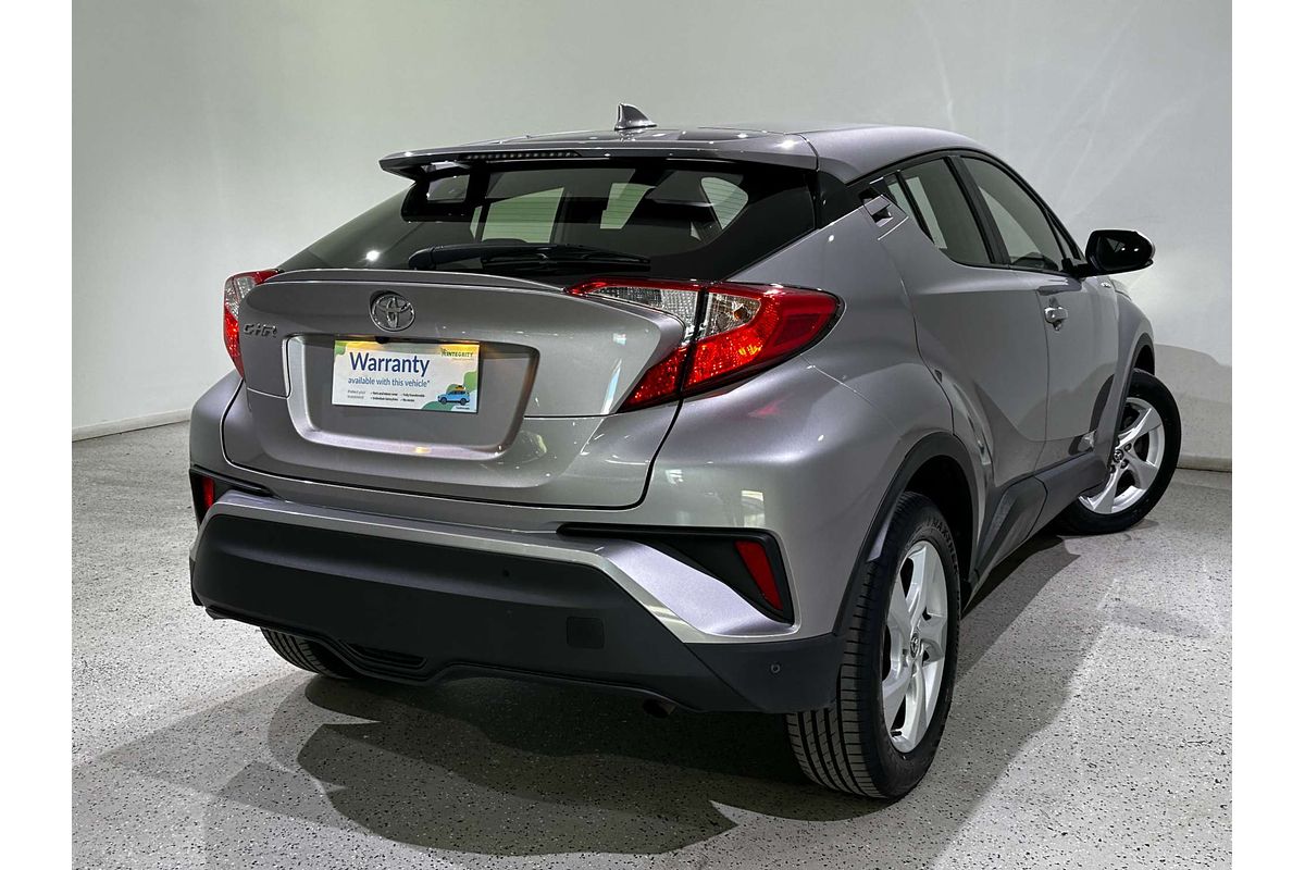 2018 Toyota C-HR  NGX10R