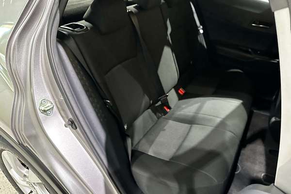 2018 Toyota C-HR  NGX10R