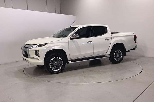 2022 Mitsubishi Triton GLS MR 4X4