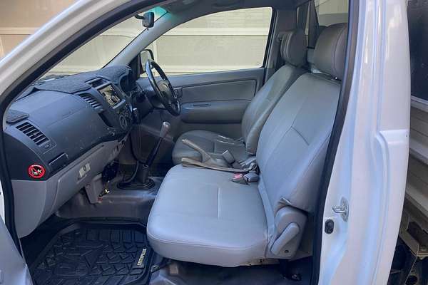 2005 Toyota Hilux Workmate TGN16R Rear Wheel Drive