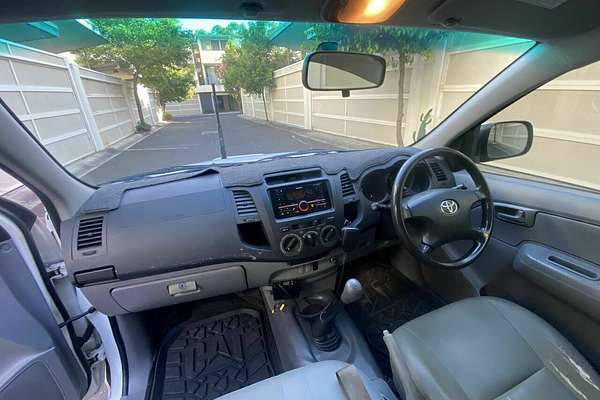 2005 Toyota Hilux Workmate TGN16R Rear Wheel Drive