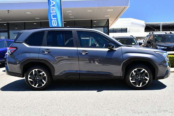 2025 Subaru Forester Touring S6