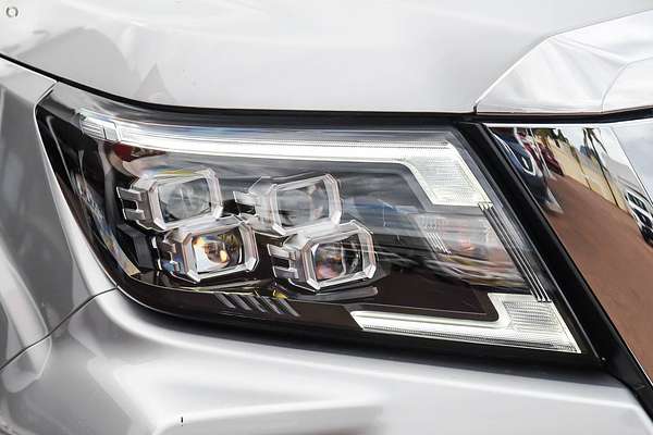 2025 Nissan Navara ST-X D23 4X4