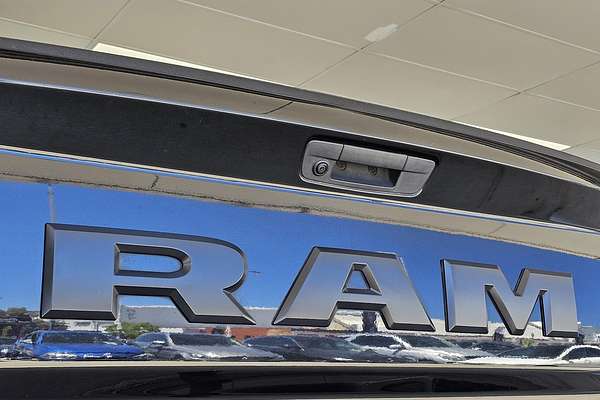 2019 RAM 1500 Express RamBox DS 4X4 SWB