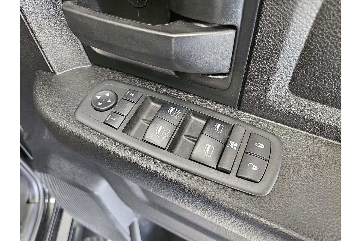 2019 RAM 1500 Express RamBox DS 4X4 SWB