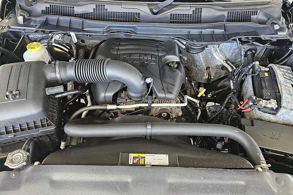 2019 RAM 1500 Express RamBox DS 4X4 SWB