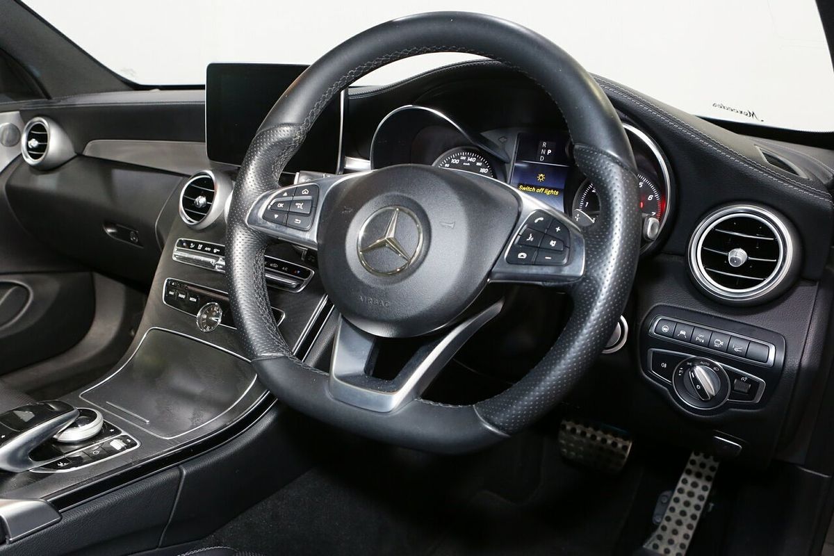 2018 Mercedes-Benz C-Class C300 C205