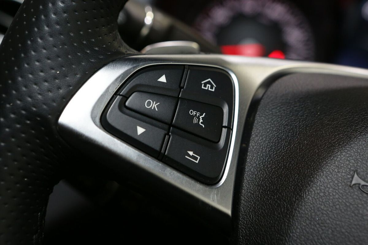 2018 Mercedes-Benz C-Class C300 C205