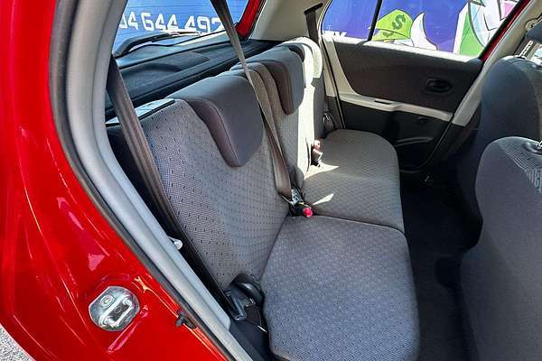 2010 Toyota Yaris YR NCP90R