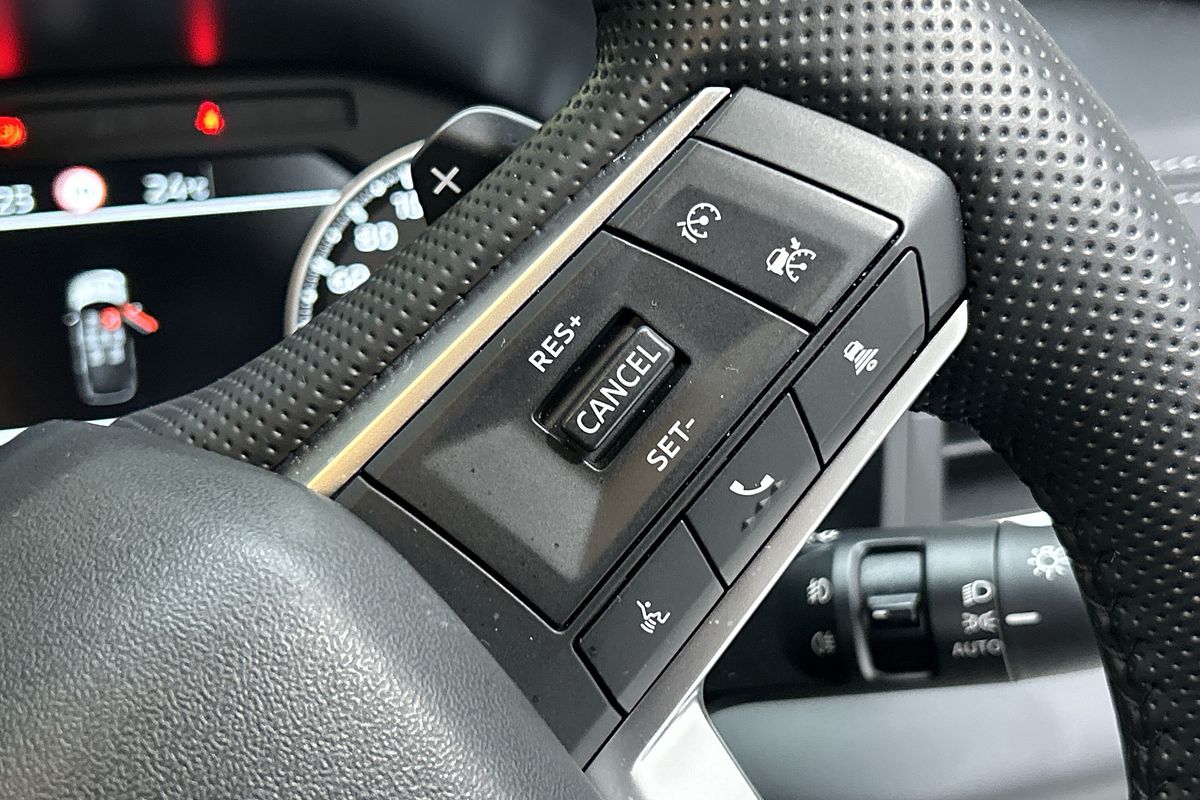 2024 Mitsubishi Outlander LS ZM