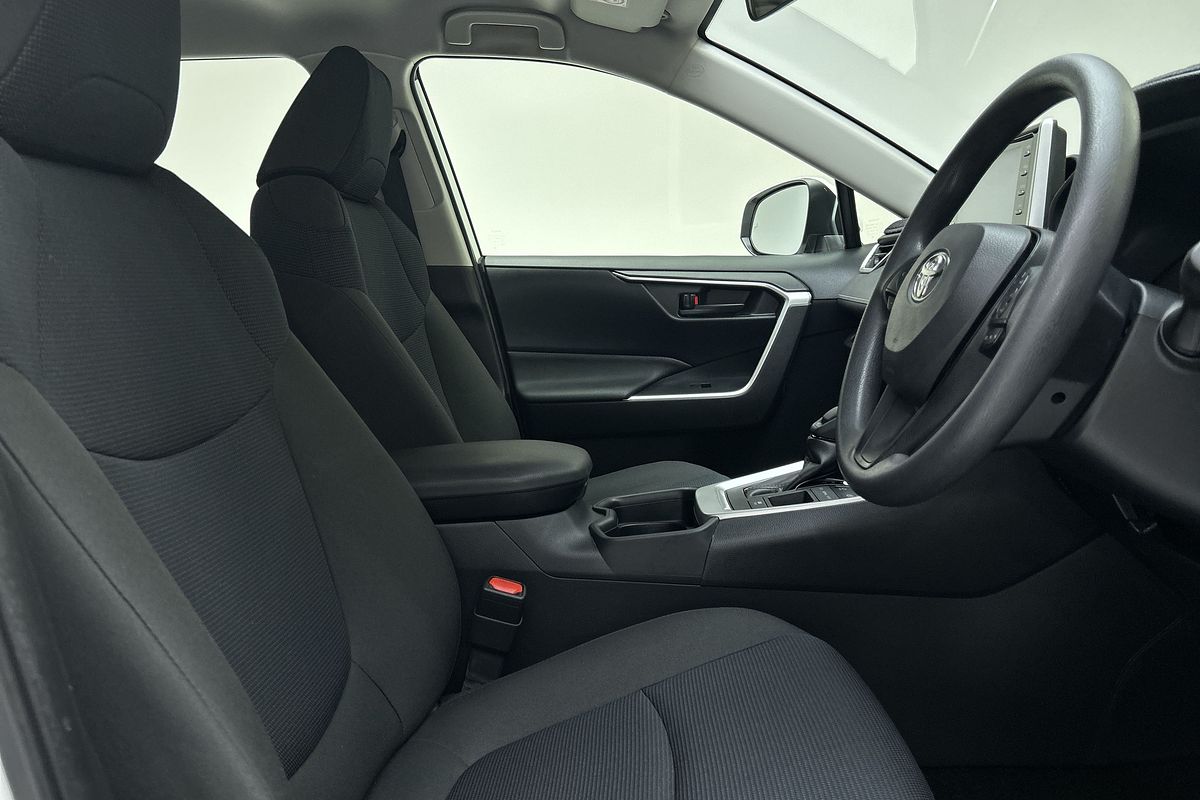 2020 Toyota RAV4 GX AXAH52R