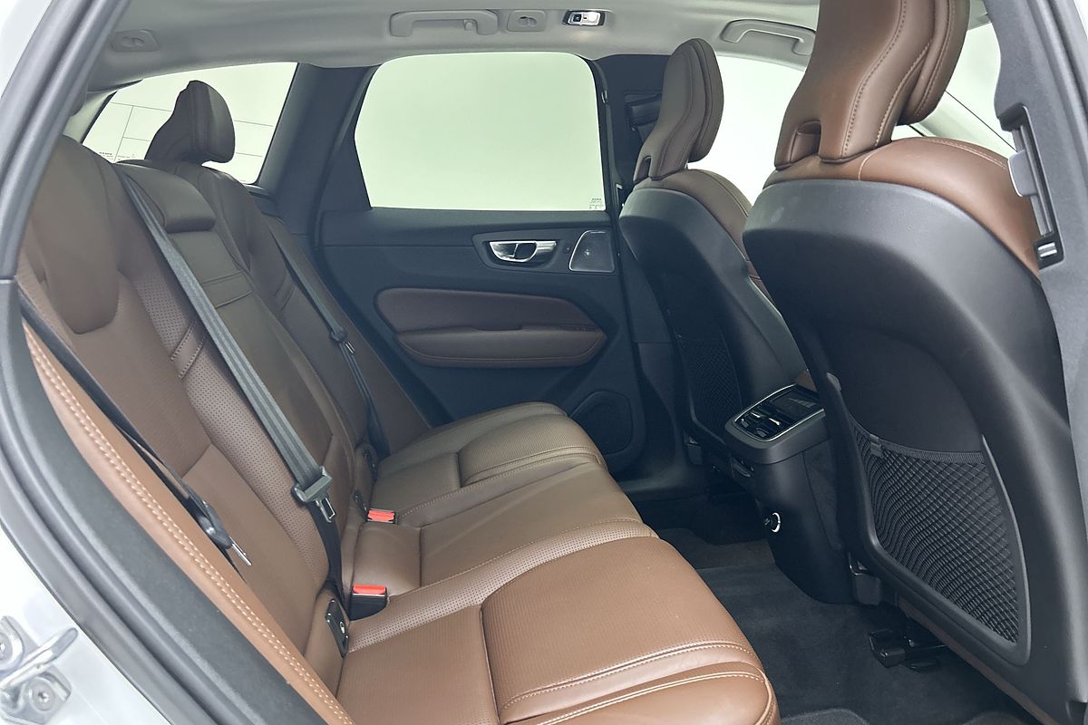 2020 Volvo XC60 T5 Inscription