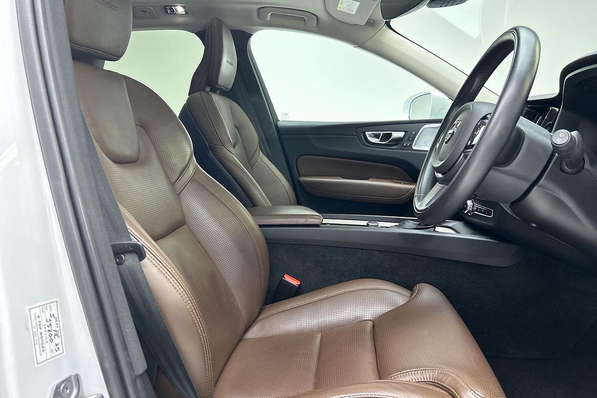 2020 Volvo XC60 T5 Inscription