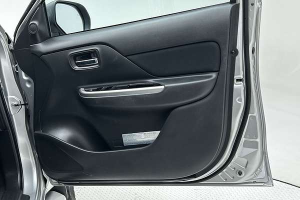 2019 Mitsubishi Triton GLS MR 4X4