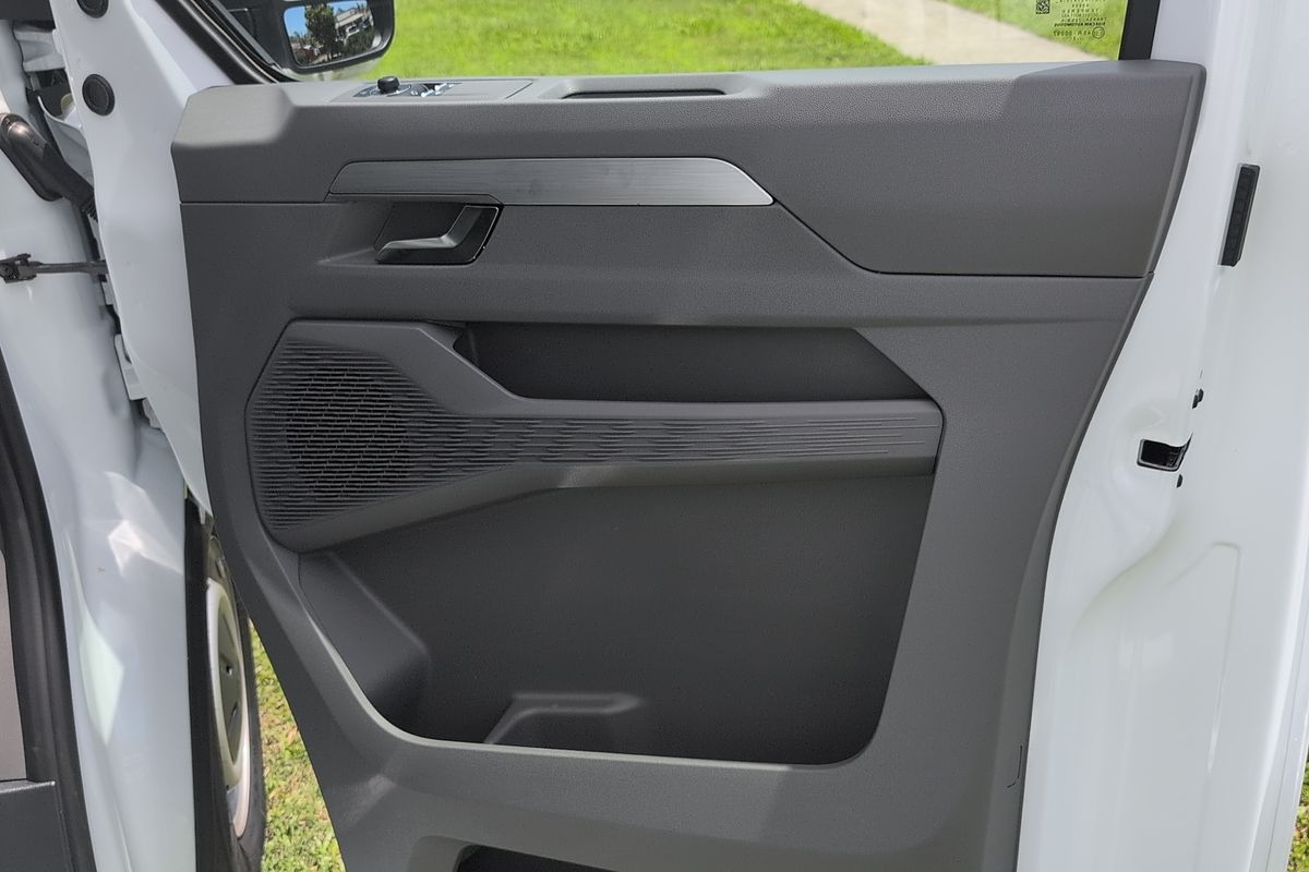 2025 Volkswagen Transporter TDI 125kW NSN LWB Low Roof