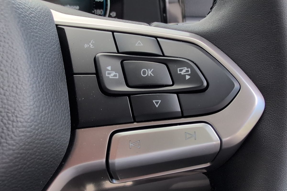 2025 Volkswagen Transporter TDI 125kW NSN LWB Low Roof