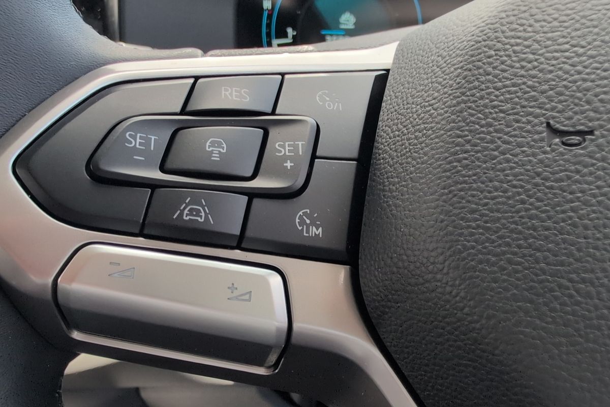 2025 Volkswagen Transporter TDI 125kW NSN LWB Low Roof