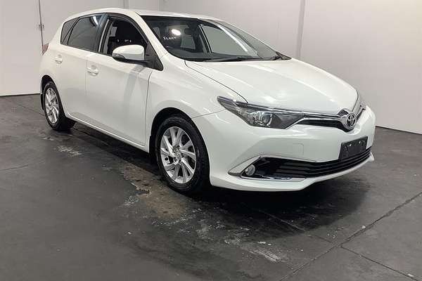 2018 Toyota Corolla Ascent Sport ZRE182R