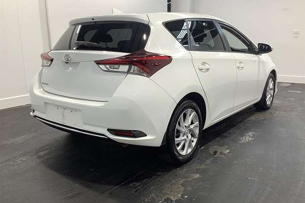 2018 Toyota Corolla Ascent Sport ZRE182R