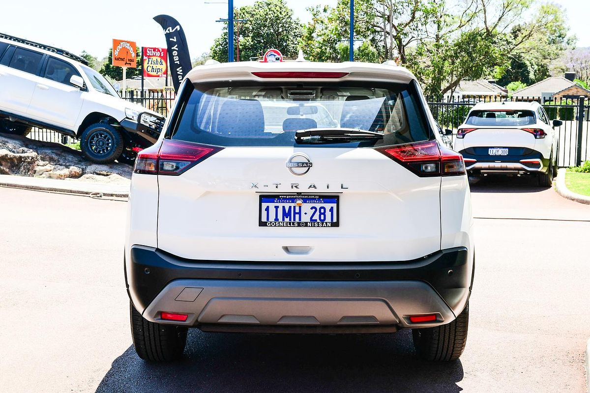 2024 Nissan X-TRAIL ST T33