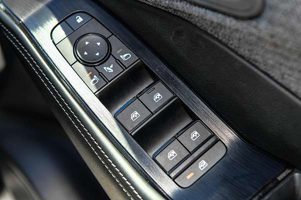 2024 Nissan X-TRAIL ST T33