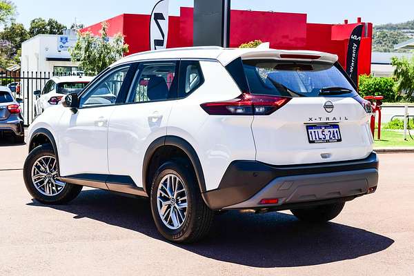 2024 Nissan X-TRAIL ST T33