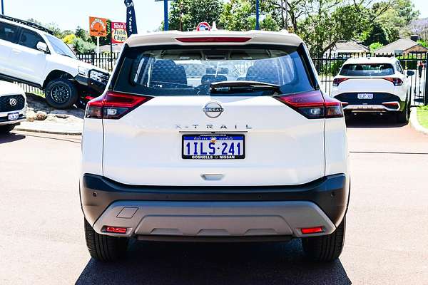2024 Nissan X-TRAIL ST T33