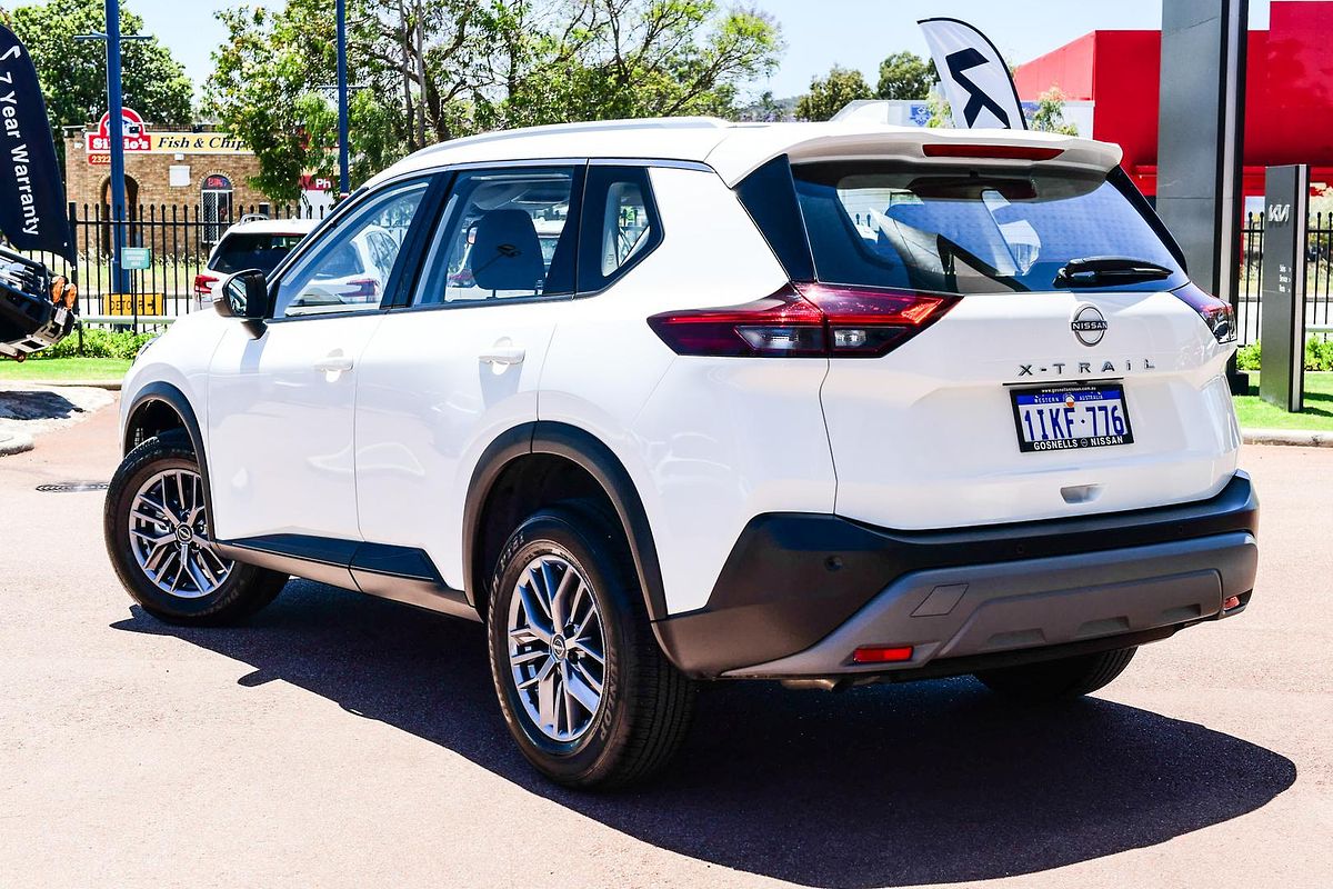 2024 Nissan X-TRAIL ST T33