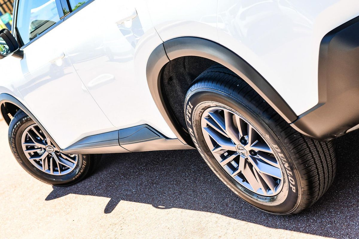 2024 Nissan X-TRAIL ST T33