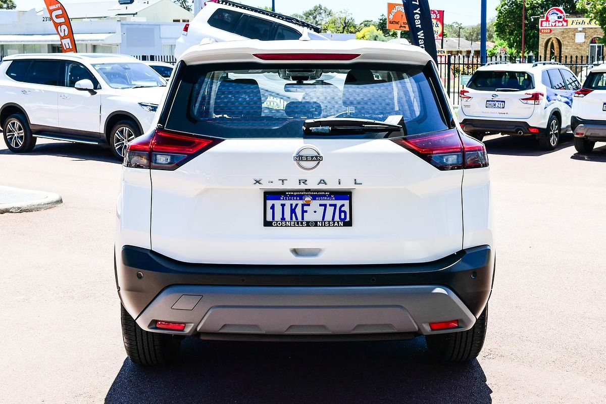 2024 Nissan X-TRAIL ST T33