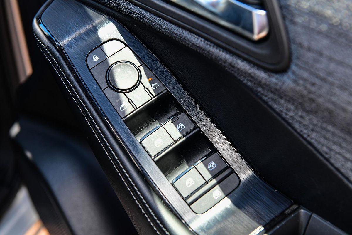 2024 Nissan X-TRAIL ST T33