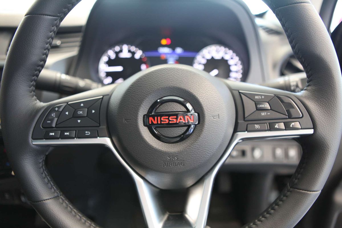 2025 Nissan Navara PRO-4X Warrior D23 4X4