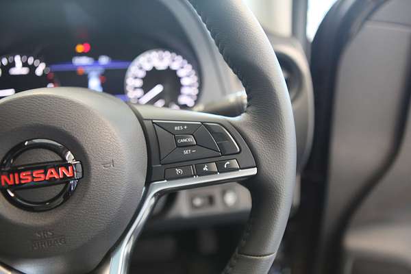 2025 Nissan Navara PRO-4X Warrior D23 4X4