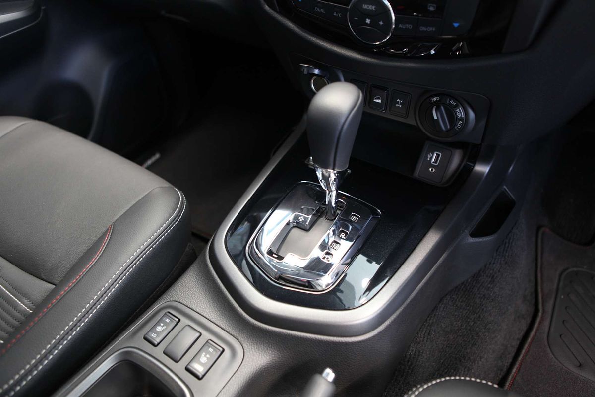 2025 Nissan Navara PRO-4X Warrior D23 4X4