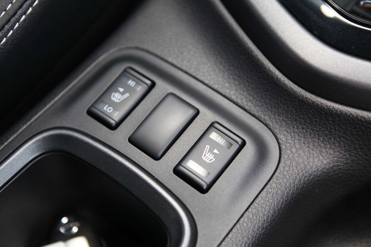 2025 Nissan Navara PRO-4X Warrior D23 4X4