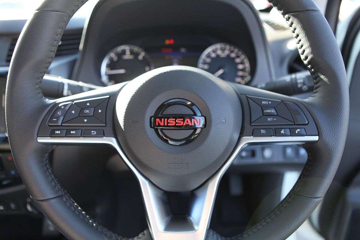 2025 Nissan Navara PRO-4X Warrior D23 4X4